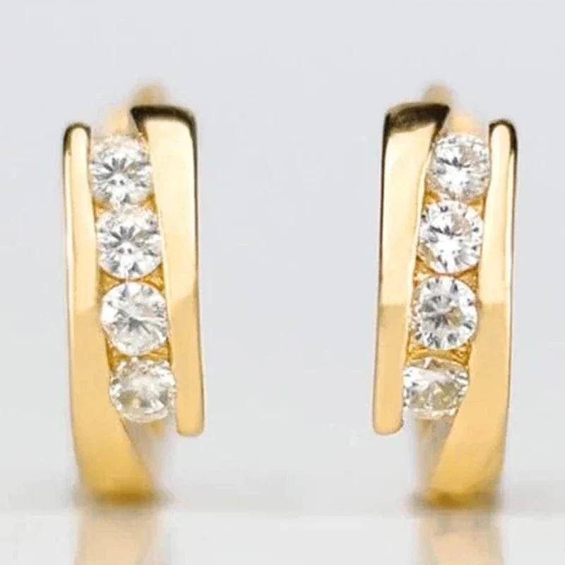 Huitan Goldfarbene Creolen für Damen, für den Alltag, Statement-Ohrringe mit Kreisdesign, zurückhaltendes Temperament, vielseitiger Damenschmuck