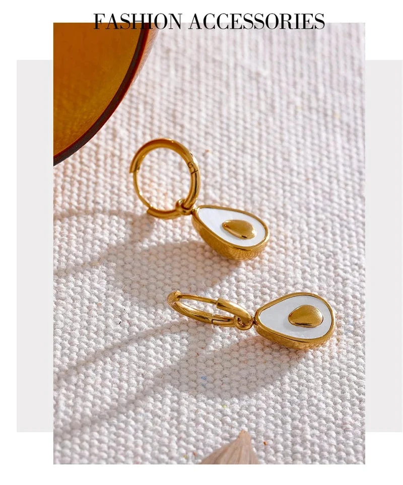 Yhpup Goldene Avocado-Tropfen-Creolen aus Edelstahl mit Frucht-Huggie-Ohrringen für Frauen, natürliche Muschel, modischer Charme, süßer Schmuck, Geschenk