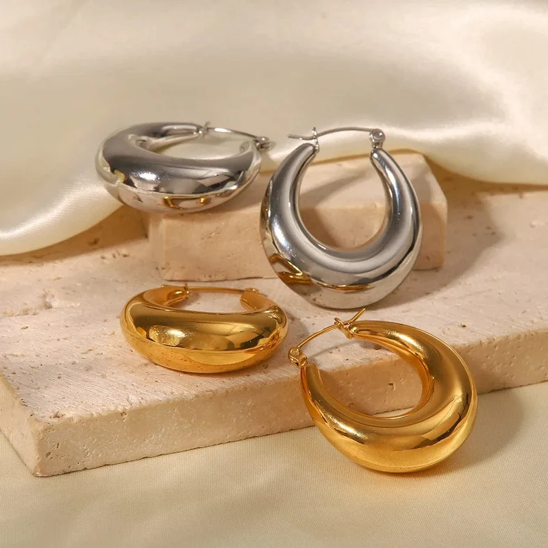 ZAKOL Geometrische U-förmige klobige Creolen C-Form Schmuck für Frauen und Mädchen Trendy Metallstruktur 18 K goldene Ohrstecker Zubehör
