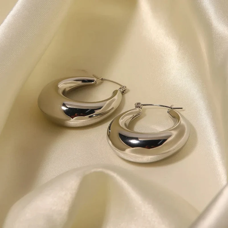 ZAKOL Geometrische U-förmige klobige Creolen C-Form Schmuck für Frauen und Mädchen Trendy Metallstruktur 18 K goldene Ohrstecker Zubehör