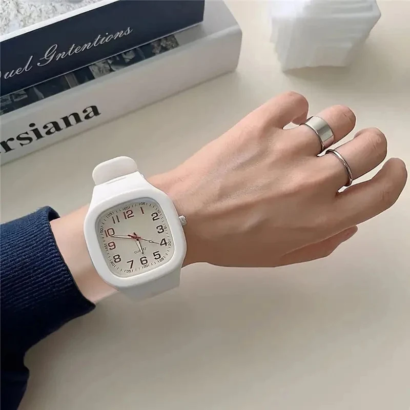 Quadratische elektronische Uhr mit Silikonband – sportliche modische Digitaluhr für Studenten und Teenager