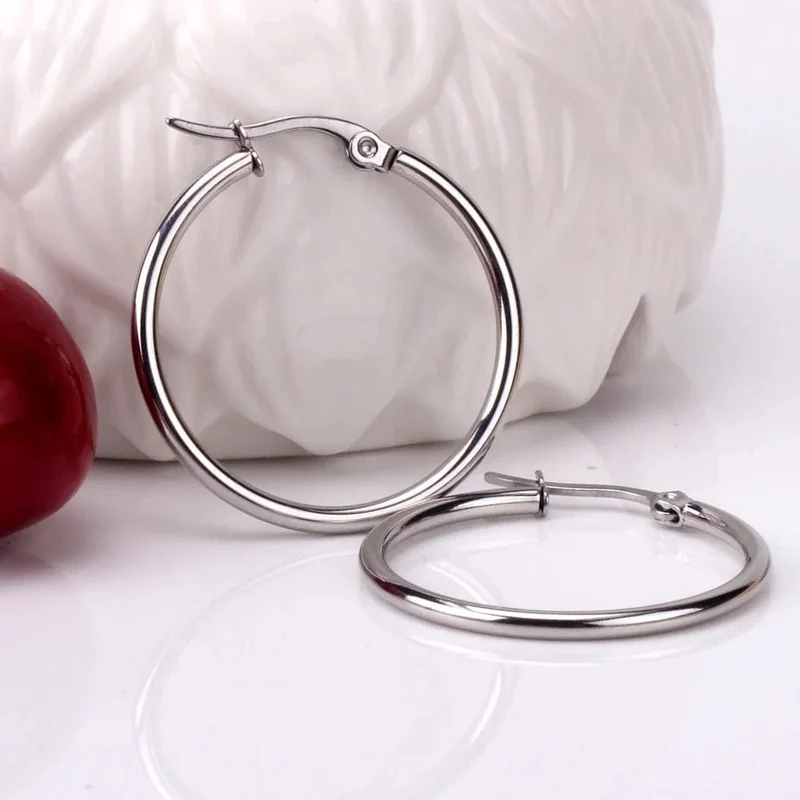 Kleine Große Kreis Frauen Creolen Übertrieben Hoop Ohr Schleife Glatte Ring Runde Ohrring Edelstahl Schmuck Großhandel