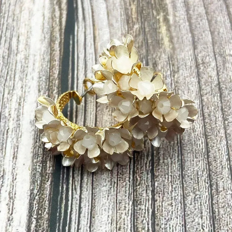 Wgoud Neue Design Marke Bunte Metall Blume Hoop Ohrring Für Frauen Mode Persönlichkeit Bunte Floral Schmuck Geschenk
