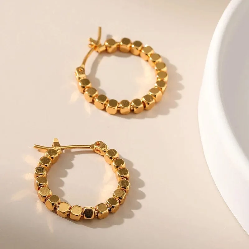 Gold Farbe Platz Perlen Hoop Ohrringe Exquisite Hohle Runde Ohrringe Für Frauen Party Hochzeit Geometrische Ohr Schmuck Geschenke