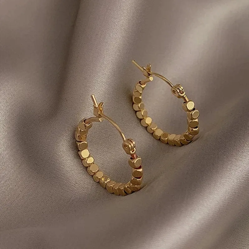 Gold Farbe Platz Perlen Hoop Ohrringe Exquisite Hohle Runde Ohrringe Für Frauen Party Hochzeit Geometrische Ohr Schmuck Geschenke