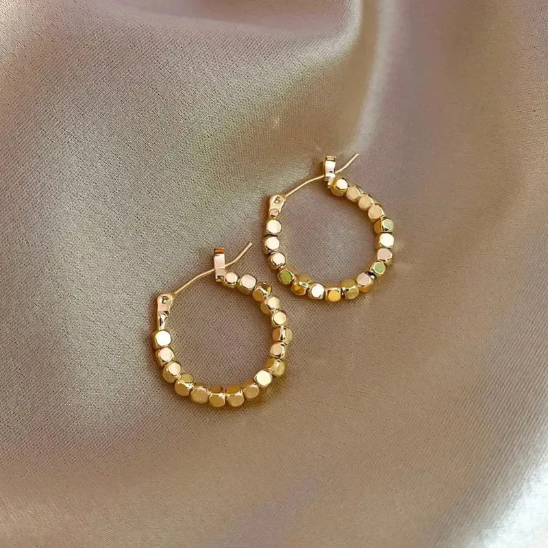Gold Farbe Platz Perlen Hoop Ohrringe Exquisite Hohle Runde Ohrringe Für Frauen Party Hochzeit Geometrische Ohr Schmuck Geschenke