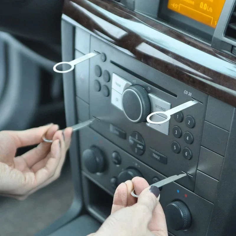 4-teiliges Autoradio-Entfernungswerkzeug, Stereo-Schlüssel, nützliches Radio-Stereo-Release-Entfernungs-Installationswerkzeug, Autoreparaturwerkzeug, Zubehör, Entfernungswerkzeug