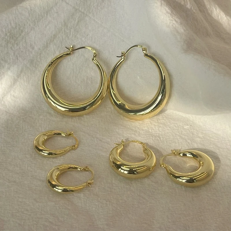 Neue Stil 2024 Großhandel Glatte Exquisite Großen Kreis Hoop Ohrringe für Frauen Mädchen Hochzeit Party Große Edelstahl Schmuck