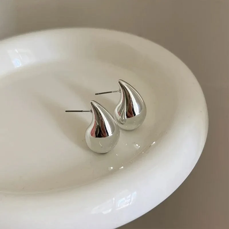 6 Stück trendige minimalistische Creolen aus Edelstahl für Frauen mit Kristallzirkonia, Huggie Circle Punk-Ohrringe, Piercing-Schmuck