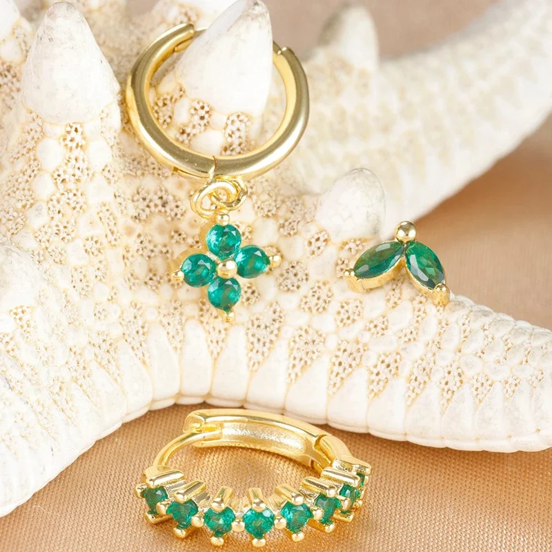 3-teiliges Creolen-Set aus Edelstahl mit mehrfarbigen Kristallen für Frauen, Zirkonia, 18 Karat vergoldet, Huggie-Anhänger, Piercingschmuck