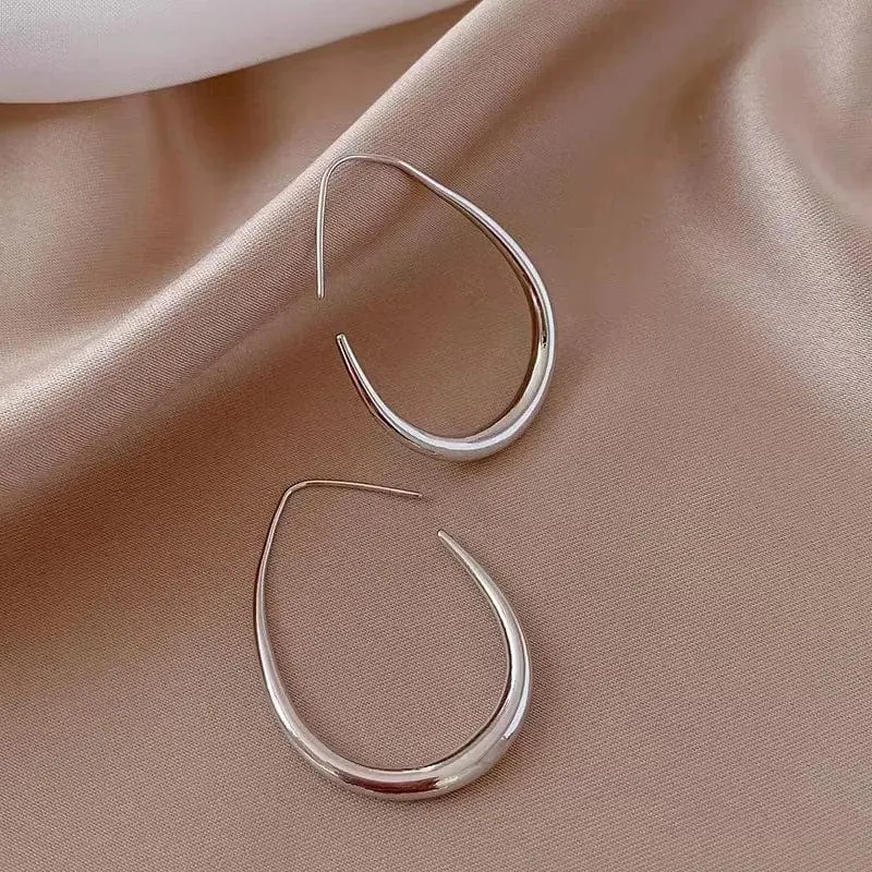 Heißer Verkauf 925 Silber Nadel Geometrische Oval Hoop Ohrringe Für Frauen Einfache Desgin Ohrringe Party Hochzeit Schmuck eh2008