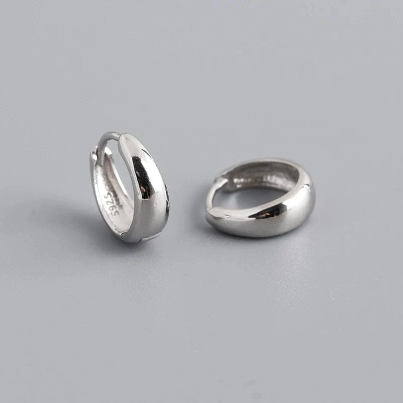 WANTME 925 Sterling Silber Einfache Breite Huggies Gothic Creolen für Frauen Europäische Unisex Piercing Rock Schmuck Ohr Schnallen