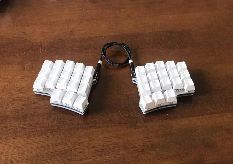 Geteilte mechanische Tastatur, 40-Tasten-Layout, programmierbar per Tastenwechsel, mechanische Tastatur, Mini, unabhängige benutzerdefinierte Gaming-Tastatur