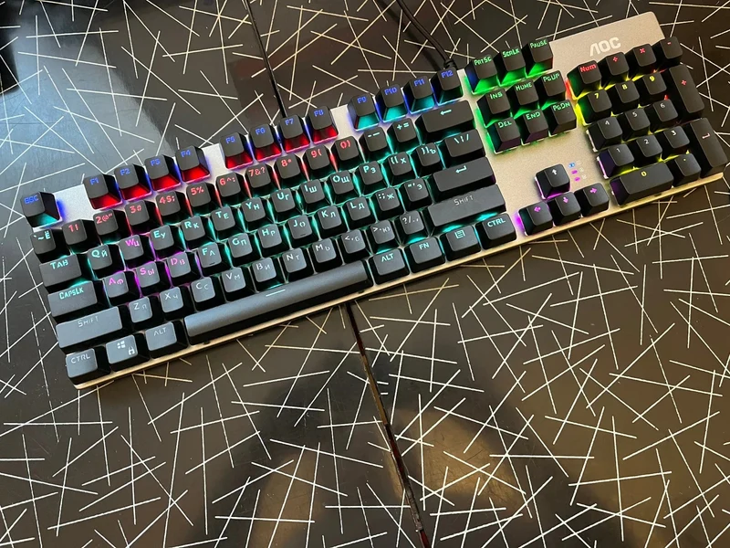 GK410 Mechanische Tastatur mit 104 Tasten und Hot-Swap-Metallplatte, RGB-Licht, Grün/Schwarz/Tee, Redaxis, berührungsfreie Gaming-Computertastatur