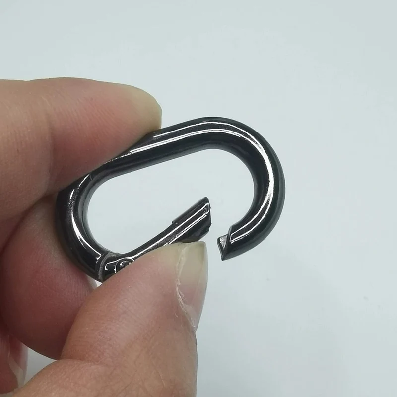 Ovaler Feder-O-Ring, zu öffnender Karabinerverschluss, Clip, Lederhandwerk, Tasche, Schnalle, Schlüsselanhänger, Anhänger, Schlüsselanhänger, Karabinerhaken