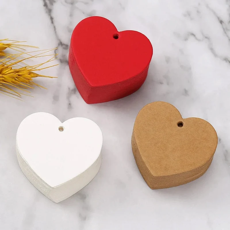 50 Stück 5 cm Herzform Papieranhänger Rot Liebe Etiketten Kleidungsstück Schuhe Kleidung Verpackung Etiketten Hängeetiketten DIY Handwerk Geschenktaschen Zubehör