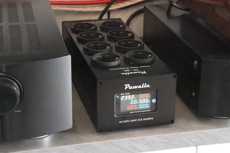 Pawalle tp80 Netzfilter Steckdose Rauschunterdrückung Überlastschutz Spannungsanzeigefunktion