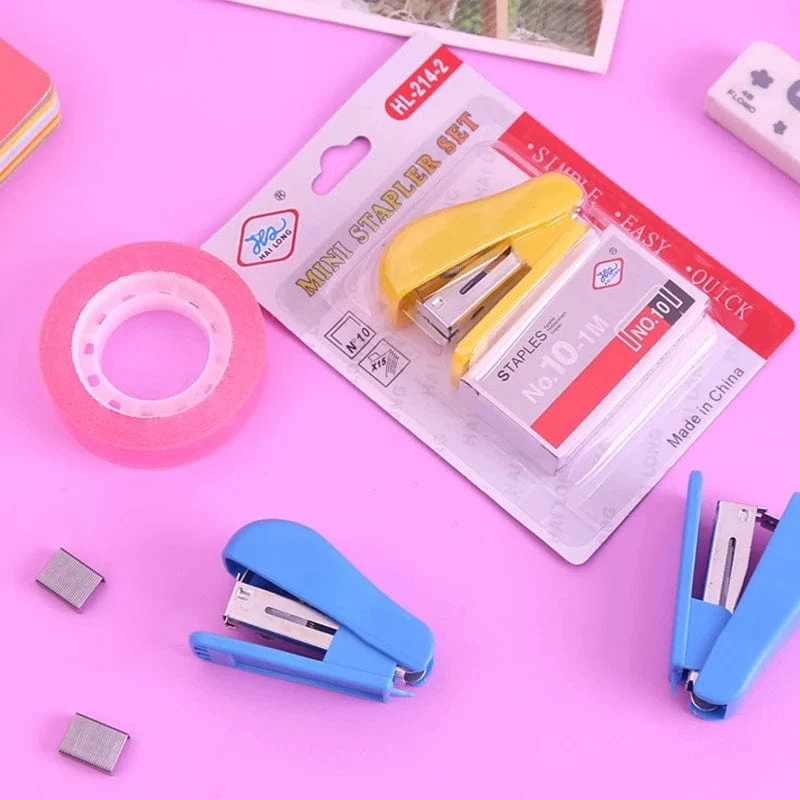 Mini-Hefter-Set, tragbarer Hefter, Kawaii-Bürobedarf, Zubehör für Kinder und Studenten, integrierter Heftklammerentferner