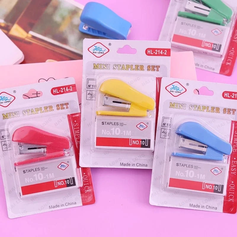 Mini-Hefter-Set, tragbarer Hefter, Kawaii-Bürobedarf, Zubehör für Kinder und Studenten, integrierter Heftklammerentferner