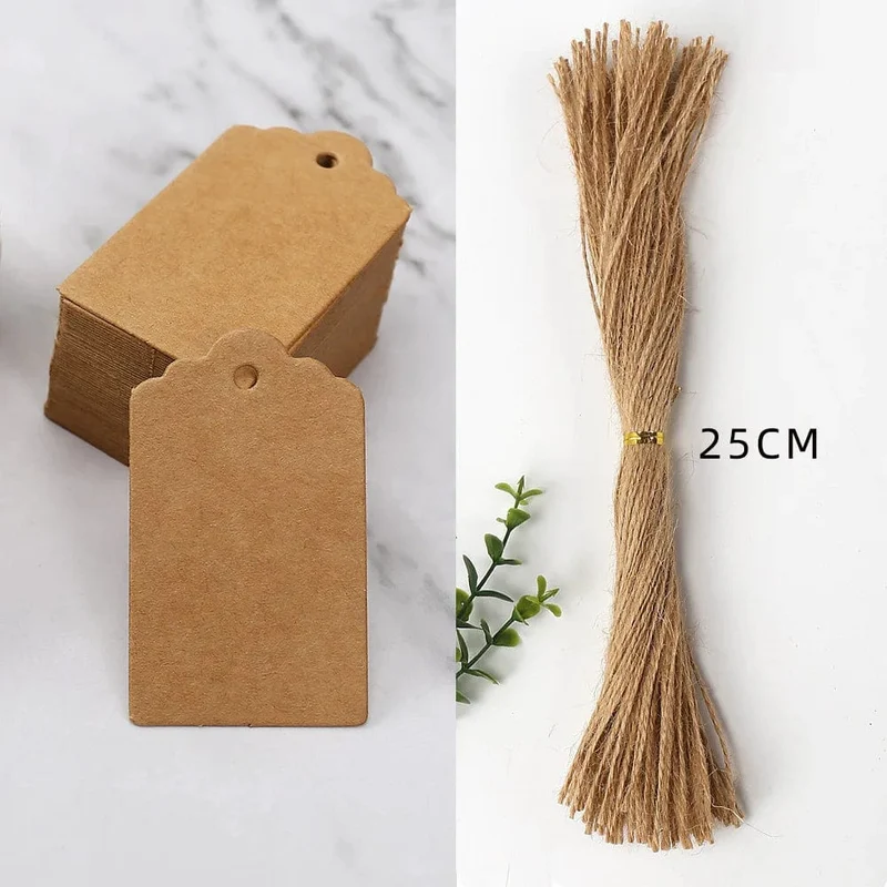 50 Stück Anhänger aus Kraftpapier, weiße Kartonkarten mit Schnüren, für Hochzeiten, Geburtstage, Weihnachtsfeiern, Geschenkanhänger, Keksverpackungen