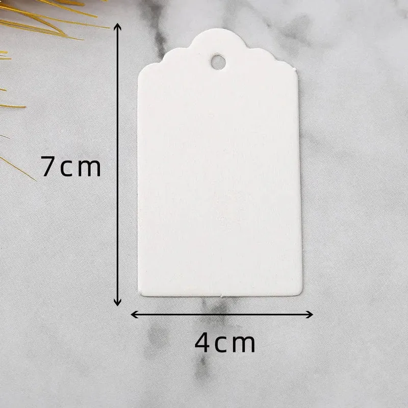 50 Stück Anhänger aus Kraftpapier, weiße Kartonkarten mit Schnüren, für Hochzeiten, Geburtstage, Weihnachtsfeiern, Geschenkanhänger, Keksverpackungen