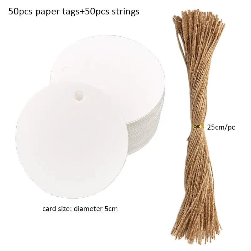 50 Stück Anhänger aus Kraftpapier, weiße Kartonkarten mit Schnüren, für Hochzeiten, Geburtstage, Weihnachtsfeiern, Geschenkanhänger, Keksverpackungen
