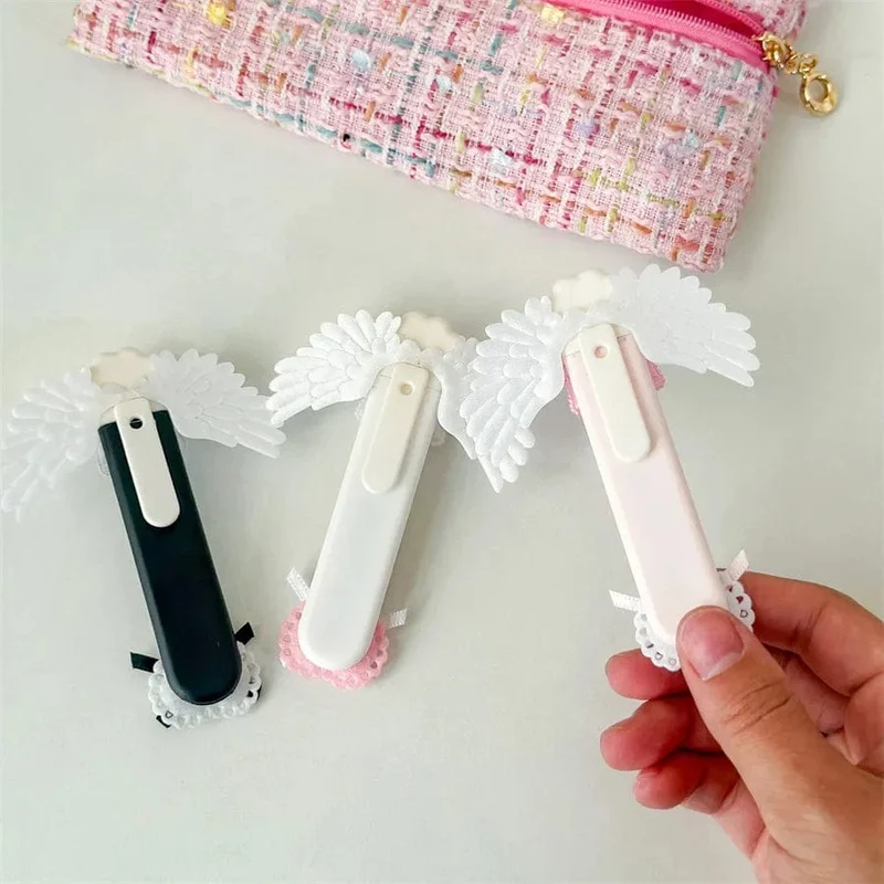 Niedliches Allzweckmesser mit Katzenpfote und reizendem Flügel im Bowknot-Stil, Kartonschneider, Briefumschlagöffner, Postmesser, Schul- und Bürobedarf
