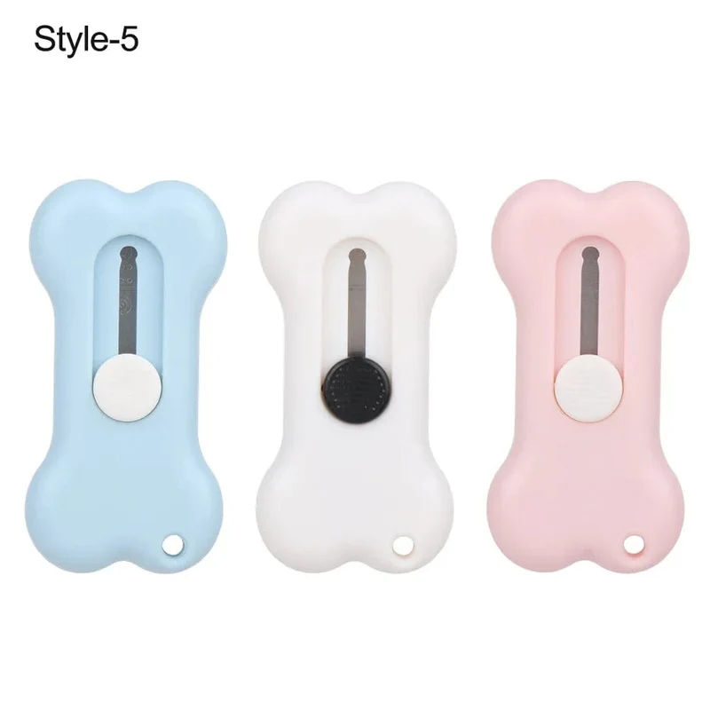 1 Stück Mini-Universalmesser, niedlicher einziehbarer Brieföffner, Kartonschneider, tragbarer Kartonöffner, Papierschneidewerkzeug, zufällige Farbe