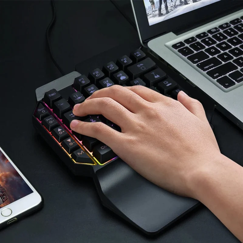 Bunte 39 Tasten F6 USB-Kabeltastatur RGB Ergonomische Spiel-Gaming-Tastatur Einhand für Gamer Tablet PC Laptop