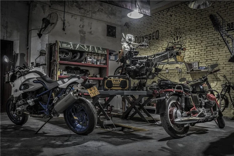 51mm Motorrad Auspuff Schalldämpfer LeoVince Escape Moto Mit DB Killer für Z1000 Z900 GSR600 FZ6N R1 R6 R3