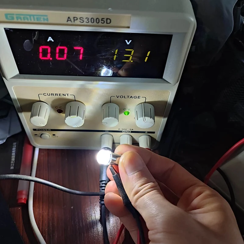2 STÜCKE BA9S T4W LED Auto glühbirne T2W T3W H5W innen Auto LED Kennzeichen licht DC12V 12913 12910 12929 BA9 57 756 1816 1891