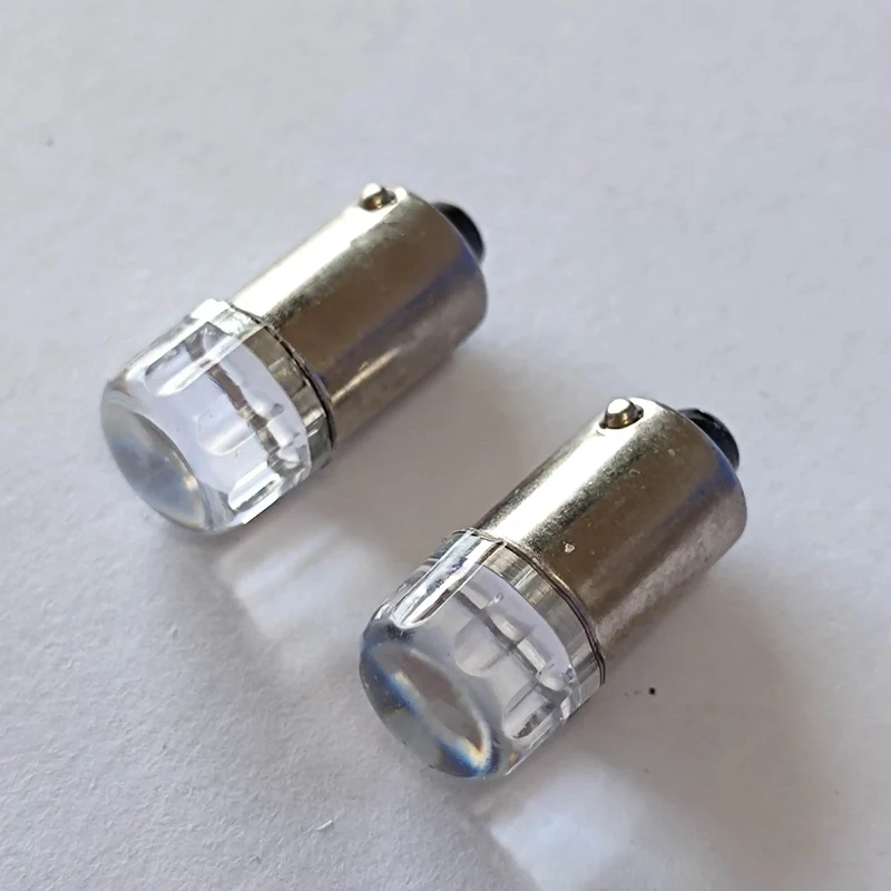 2 STÜCKE BA9S T4W LED Auto glühbirne T2W T3W H5W innen Auto LED Kennzeichen licht DC12V 12913 12910 12929 BA9 57 756 1816 1891