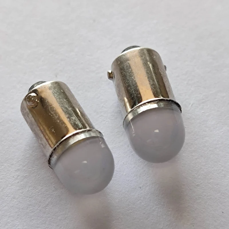 2 STÜCKE BA9S T4W LED Auto glühbirne T2W T3W H5W innen Auto LED Kennzeichen licht DC12V 12913 12910 12929 BA9 57 756 1816 1891