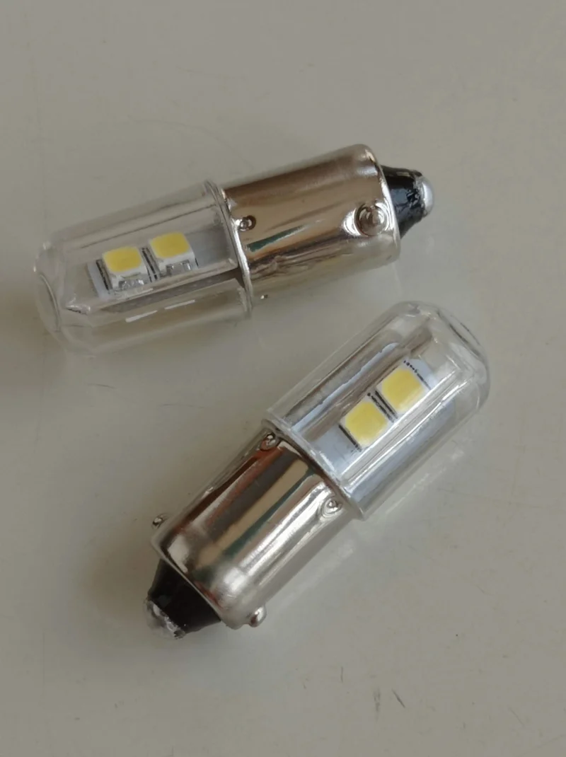 2 STÜCKE BA9S T4W LED Auto glühbirne T2W T3W H5W innen Auto LED Kennzeichen licht DC12V 12913 12910 12929 BA9 57 756 1816 1891