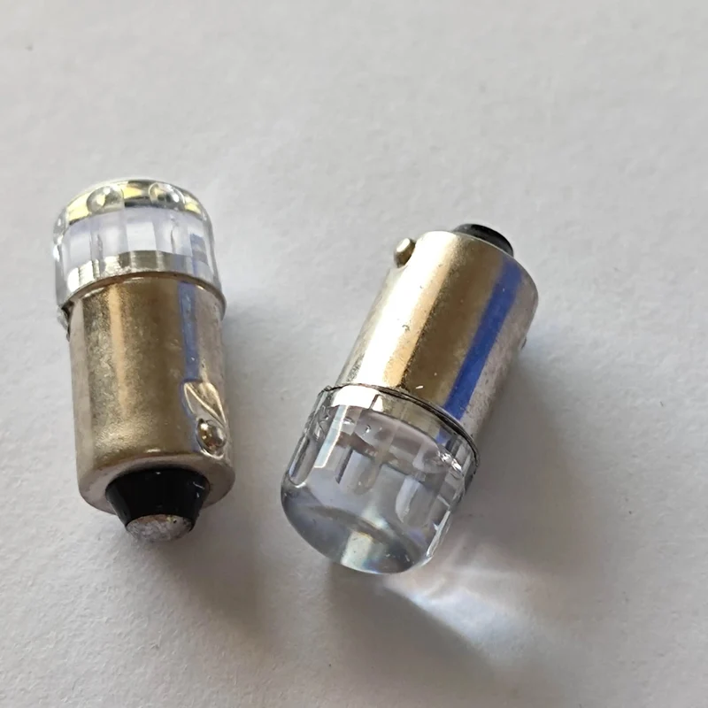 2 STÜCKE BA9S T4W LED Auto glühbirne T2W T3W H5W innen Auto LED Kennzeichen licht DC12V 12913 12910 12929 BA9 57 756 1816 1891
