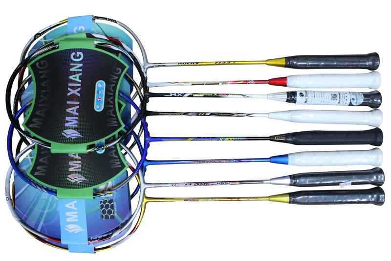 2 Stück professionelle Badmintonschläger 28 Pfund Carbon. Trainings-Reserve-Badmintonschläger