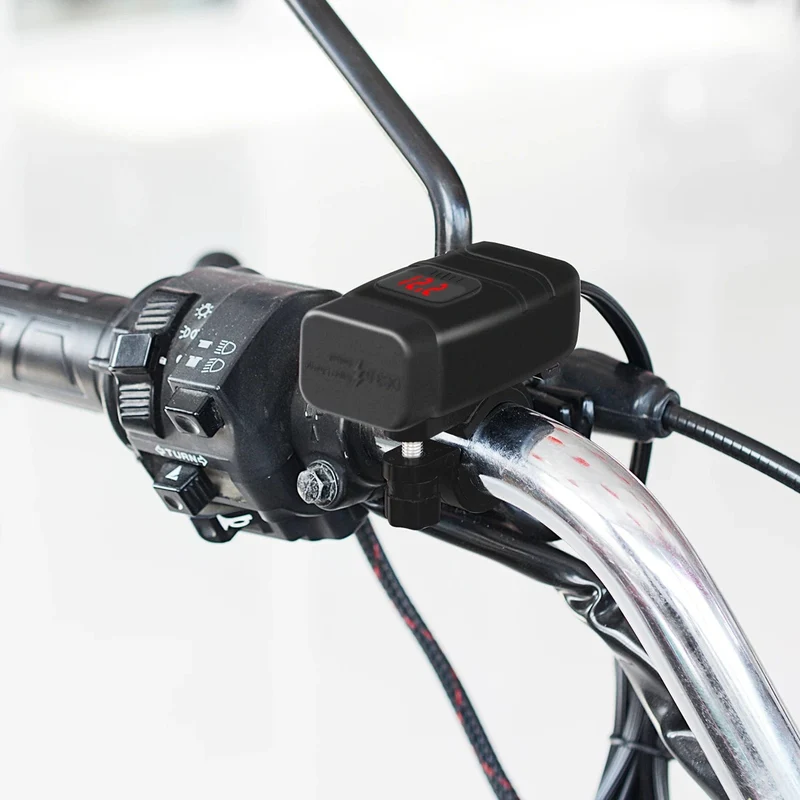 Motorrad USB Schnelle handy Ladegerät Wasserdicht 12v Port Buchse Stecker Mit Zelle Mobile Voltmeter Digital Für Bike Moto