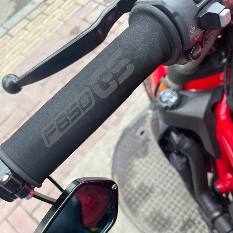 Für BMW R1200GS R1250GS R 1200 GS R 1250 GS ABENTEUER GSA F850GS F750GS Motorrad Wärmeschrumpfende Grip Abdeckung Rutschfeste Grip Handschuh