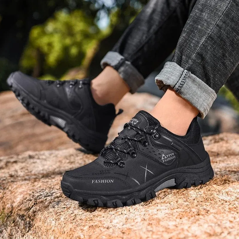 Schuhe für Männer 2023 Neue Männer Turnschuhe Leder Wasserdicht Bergsteigen Camping Wanderschuhe Dicke Sohle Bequeme Laufschuhe