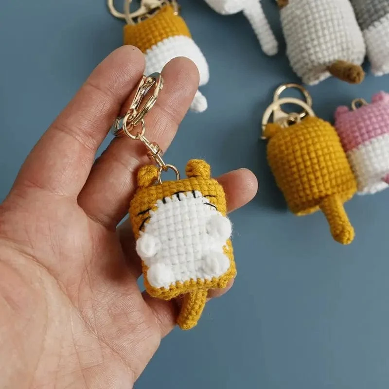 Süße Katze Häkeln Schlüsselanhänger Stricken Cartoon Katze Puppe Schlüsselanhänger für Autoschlüssel Kawaii Kleine Katze Gestrickte Schlüsselanhänger Für Tasche Anhänger Neu