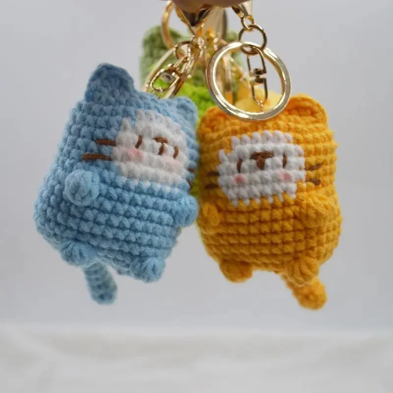 Süße Katze Häkeln Schlüsselanhänger Stricken Cartoon Katze Puppe Schlüsselanhänger für Autoschlüssel Kawaii Kleine Katze Gestrickte Schlüsselanhänger Für Tasche Anhänger Neu