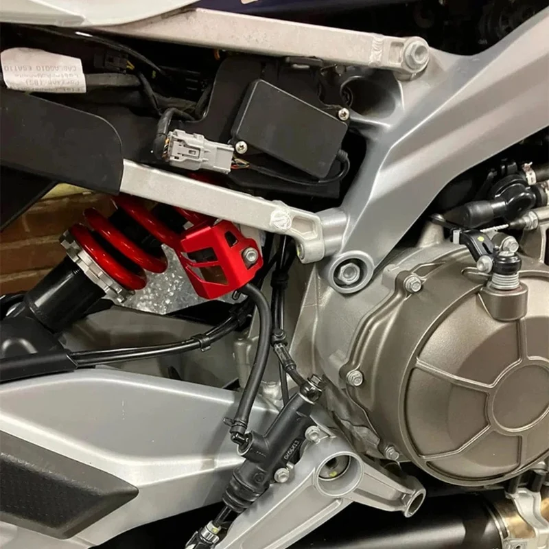 Für Aprilia RS660 RS457 TUAREG 660 2022 Tuareg660 2023 2024 Motorrad CNC Hinten Brems Flüssigkeit Reservoir Schutz Abdeckung Öl Tasse Schutz