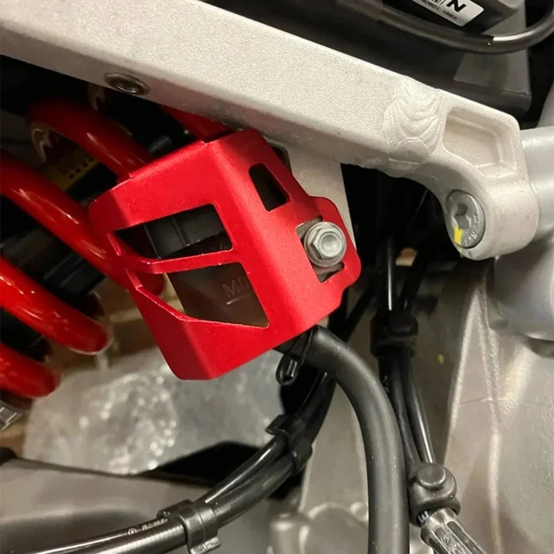 Für Aprilia RS660 RS457 TUAREG 660 2022 Tuareg660 2023 2024 Motorrad CNC Hinten Brems Flüssigkeit Reservoir Schutz Abdeckung Öl Tasse Schutz