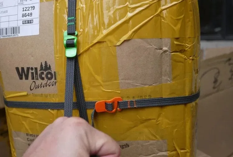 EDC Camping Outdoor Reiseausrüstung Langlebiger Gepäckgurt mit Schnellverschluss und Edelstahlschnalle Hakenentriegelungsausrüstung