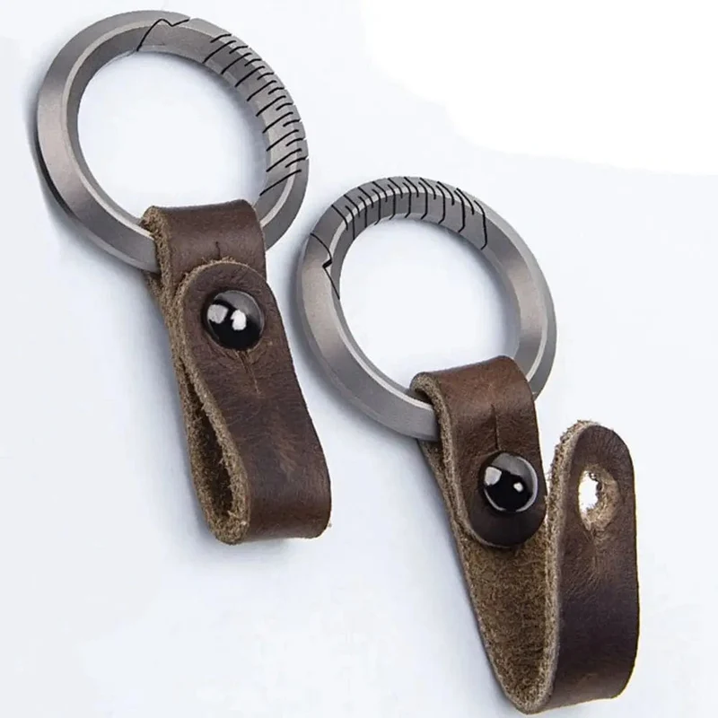 TC4 Titanlegierung Schlüsselanhänger Schlüsselanhänger Schnalle Anhänger Super Rindsleder Mann Auto Schlüsselanhänger für männliche Kreativität Geschenk EDC Outdoor-Tool
