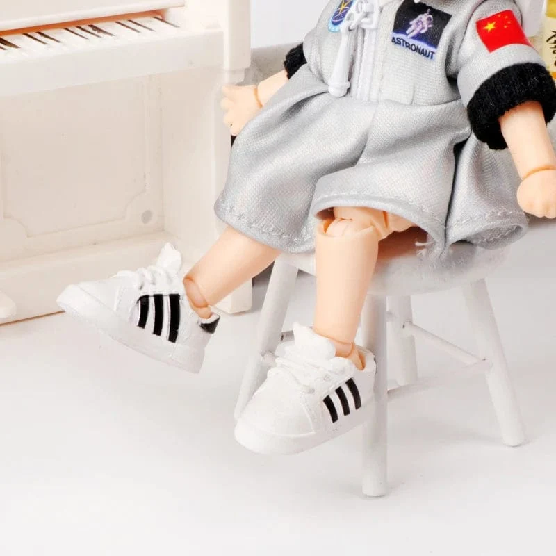2 Stück gestreifte Sneaker-Puppenschuhe im Maßstab 1:12 (OB11), klassische Schuhe, passend für OB11 1/12 BJD Puppen mit abnehmbaren Ärmeln, GSC DOD, YMY Puppenzubehör