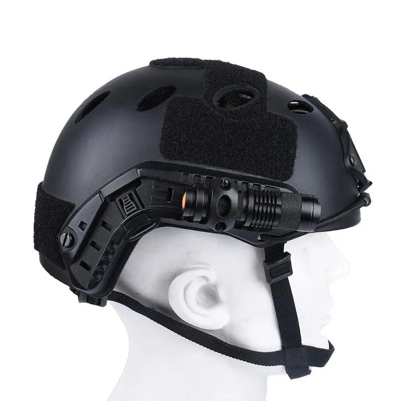 Taktische militärische schnelle Helmleuchte WADSN Taktische Taschenlampe AIrsoft Strobe Constant Moment Helmlampe mit weißem Scout-Licht