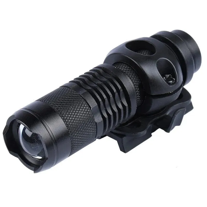 Taktische militärische schnelle Helmleuchte WADSN Taktische Taschenlampe AIrsoft Strobe Constant Moment Helmlampe mit weißem Scout-Licht