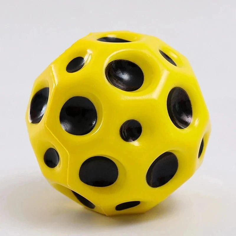 Hochelastischer Lochball, weicher Hüpfball, Anti-Fall-Mondform, poröser Hüpfball, Kinder-Outdoor-Sportspielzeug, ergonomischer Quetschball