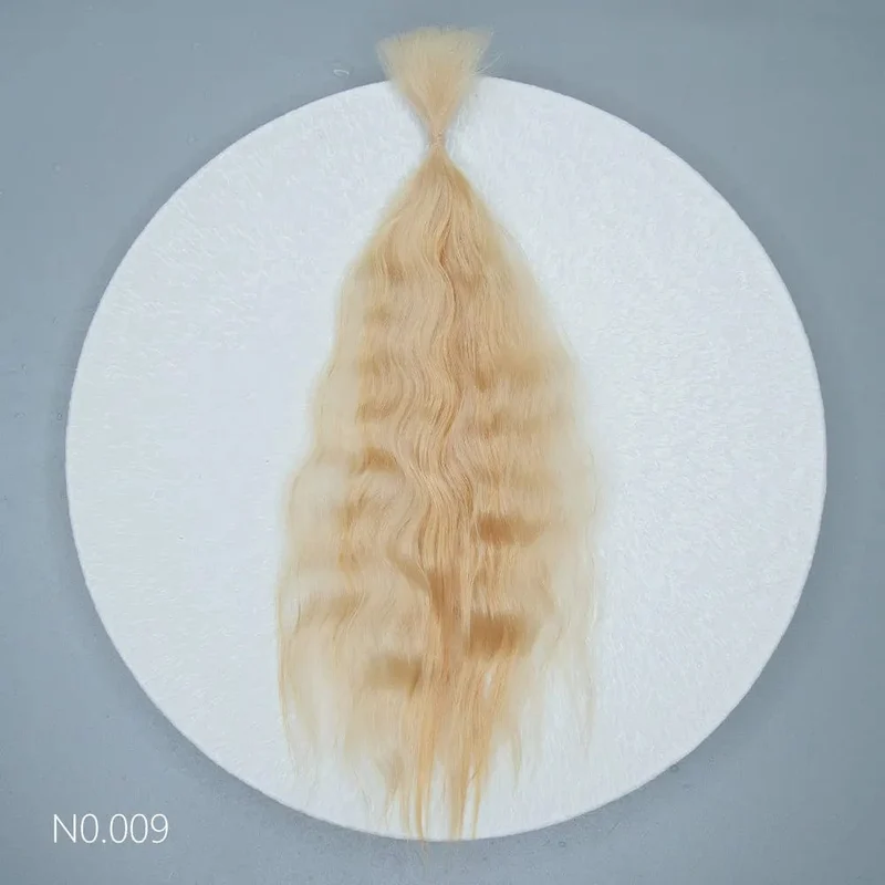 「natürliches lockiges Haar」Die lebensechte Puppenperücke aus Mohair der Marke Witdiy ist so weich wie Lanugohaar und verwendet sichere Farbstoffe, also fühlen Sie sich frei